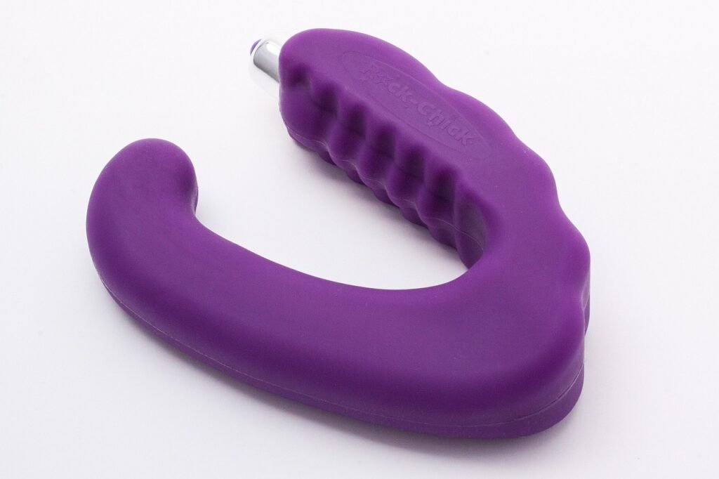 sex toys, g-spot massage, woman, sexuality, satisfaction, sexually stimulate, climax, sex shop, erotic fair, eroticism, tools, sexual pleasure, purple, violet, simulation, g point, massage